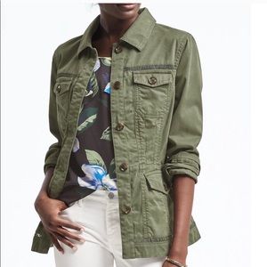 Lightweight Olive Green Utility Jacket 
